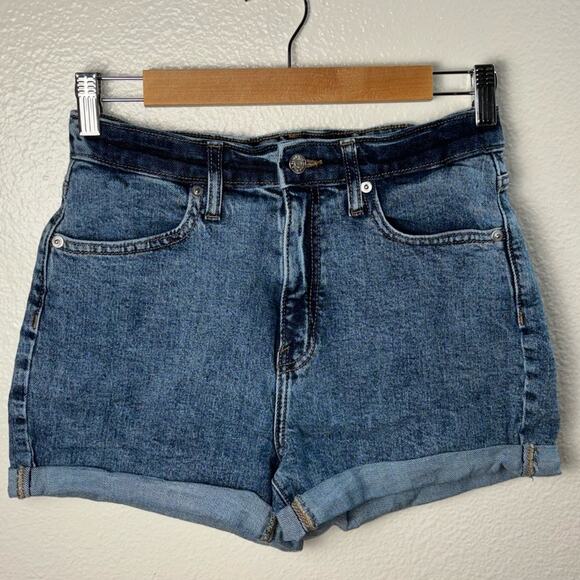 Wild Fable Shorts women's size 4/27 Mom High Rise Cuffed Jean Blue Stone Wash - Picture 4 of 14